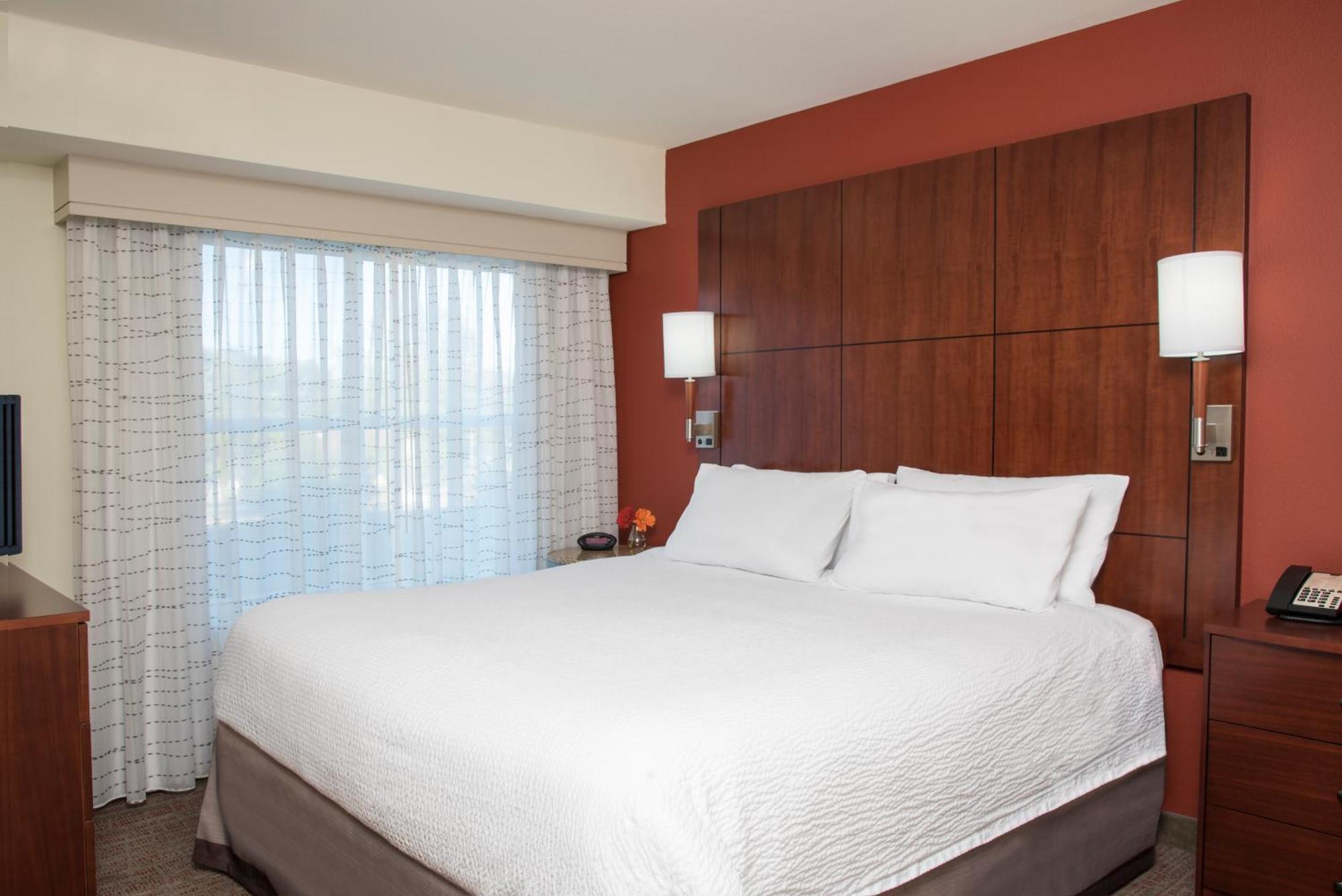 Residence Inn By Marriott Austin - University Area Bagian luar foto