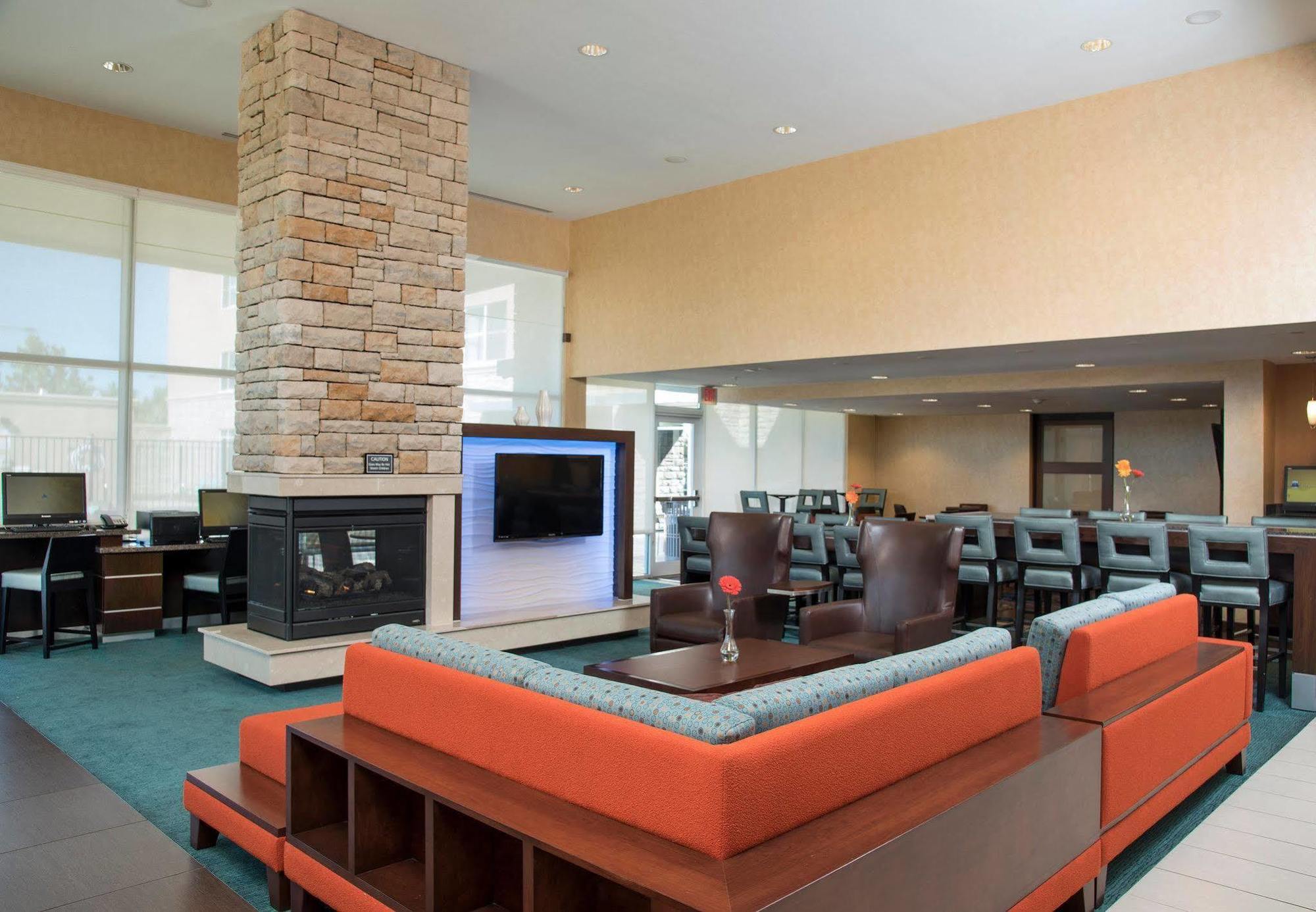 Residence Inn By Marriott Austin - University Area Bagian luar foto